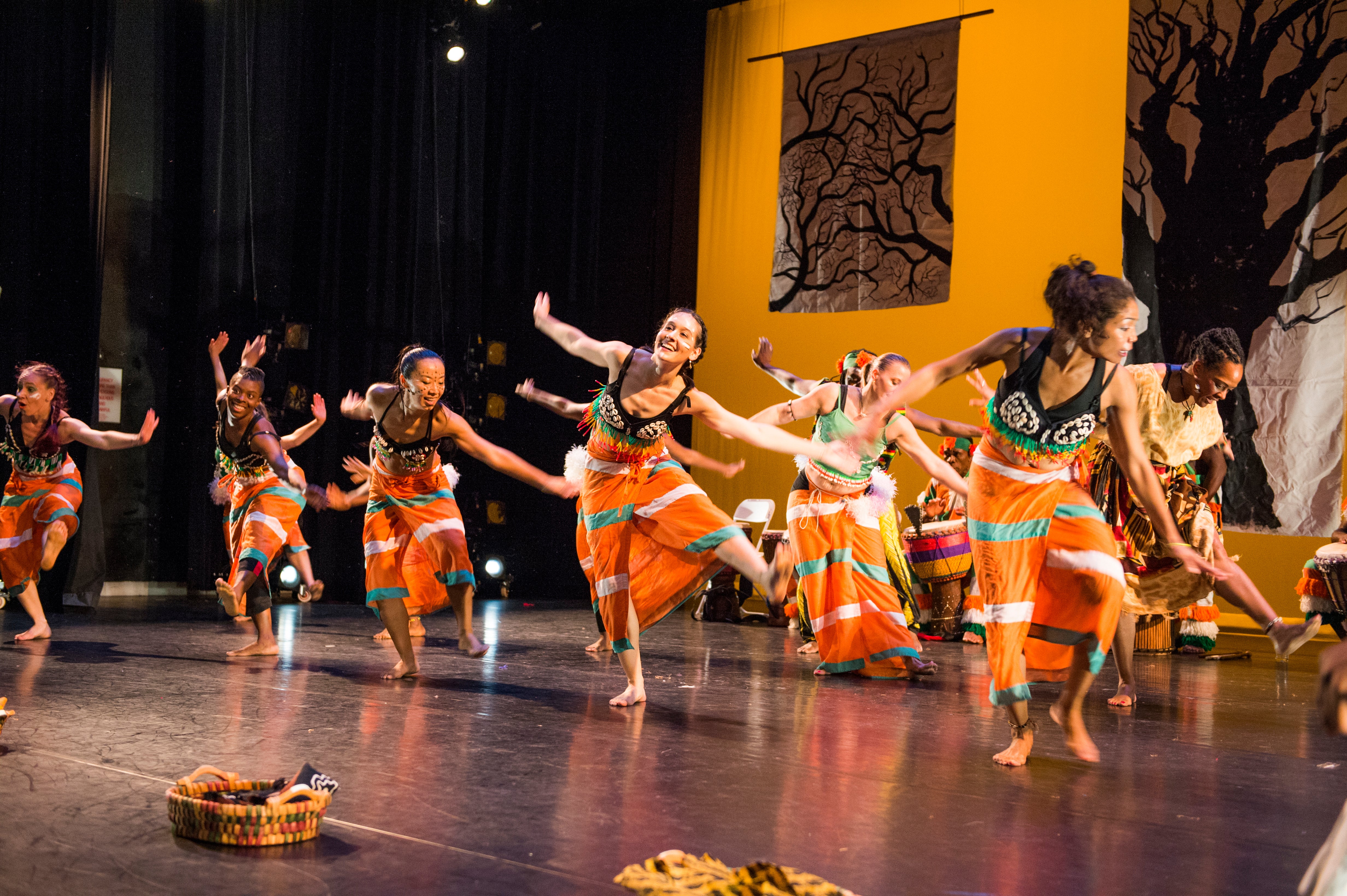 Kotchegna African Dance Company